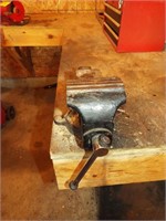 Bench Vise