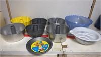 Baking Pans & Bowls