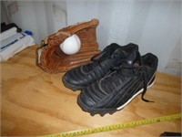 Nike Leather Softball Glove / Ball / Easton Cleats