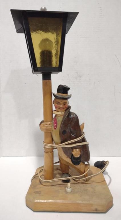Carved Wood Drunk Hobo on Lamp Post Table Lamp,