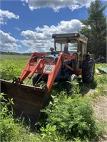 Ford 3000 cab (with damage) wide front end loader