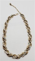 (KF) Trifari Rhinestone Goldtone Necklace (7.5"