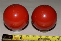 Vtg Bakelite Art Deco Red Ball Salt Pepper Shakers