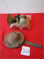 NOS TANK TYPE ENGINE HEATER, FARMALL THROTTLE