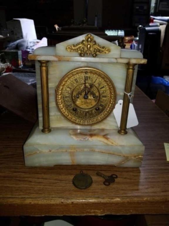 Ansonia  Onyx clock with pendlum and key unknown