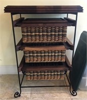 BUTCHER BLOCK ISLAND WITH STORAGE BASKETS