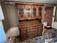 China Cabinet/Hutch