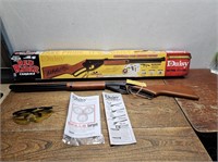 NEW DAISY 650 Series RedRyder Spring -Air BB Rifle
