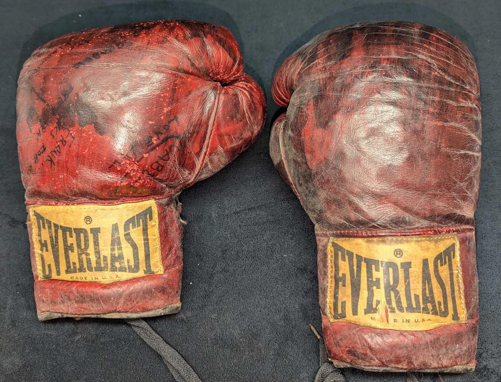 Vintage Leather Everlast Boxing Gloves