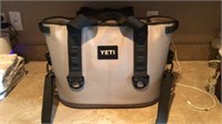 Yeti hopper 20 cooler in really good shape and