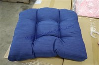 Cushions (96)