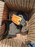 65-66 power steering and air compressor brackets