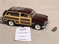 1949 Ford Woody Hershey Die Cast 1/24 Model Car
