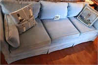 Vintage Sofa (84") (Rm 7)