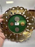 2PC WALL MOUNT WORLD COIN DISPLAYS