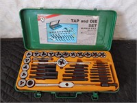 Vintage Buffalo 40pc. SAE Tap and Die Set in case