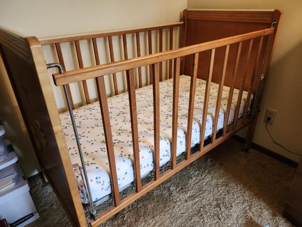 Baby Bed, Vintage, adjustable