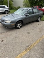 Chevy Malibu LS, parts, repair or salvage. Does