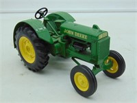 John Deere BR Tractor