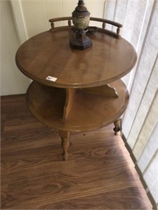 Round Lamp Table (26" Diameter)