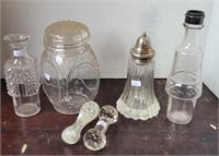 LOT OF GLASS PIECES
