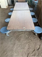 Compactable Lunch Table
