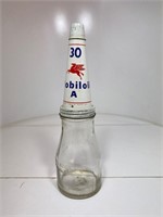 Mobiloil A 30 Tin Top, Cap & Vacuum Pint Bottle
