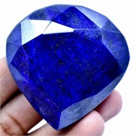 Certified 634.50 ct Natural Blue Sapphire