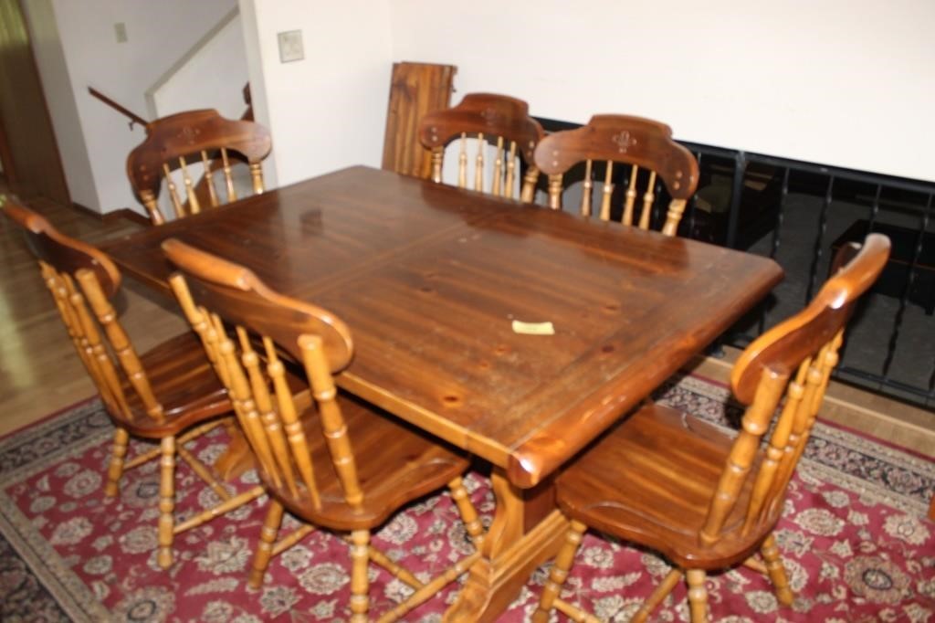 dining room table, 6 chairs and leaf