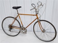 Vintage Schwinn Varsity 10-Speed Men's Bike /