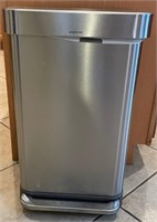 U - STAINLESS TOUCHLESS TRASH CAN (K25)