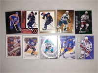 Lot of 10 Mark Messier cards