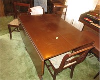 Drop-leaf dinning table w/5 chairs