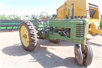 1951 JD B Tractor #284969