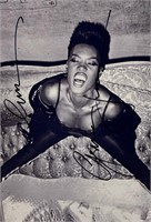 Autograph COA Grace Jones Photo