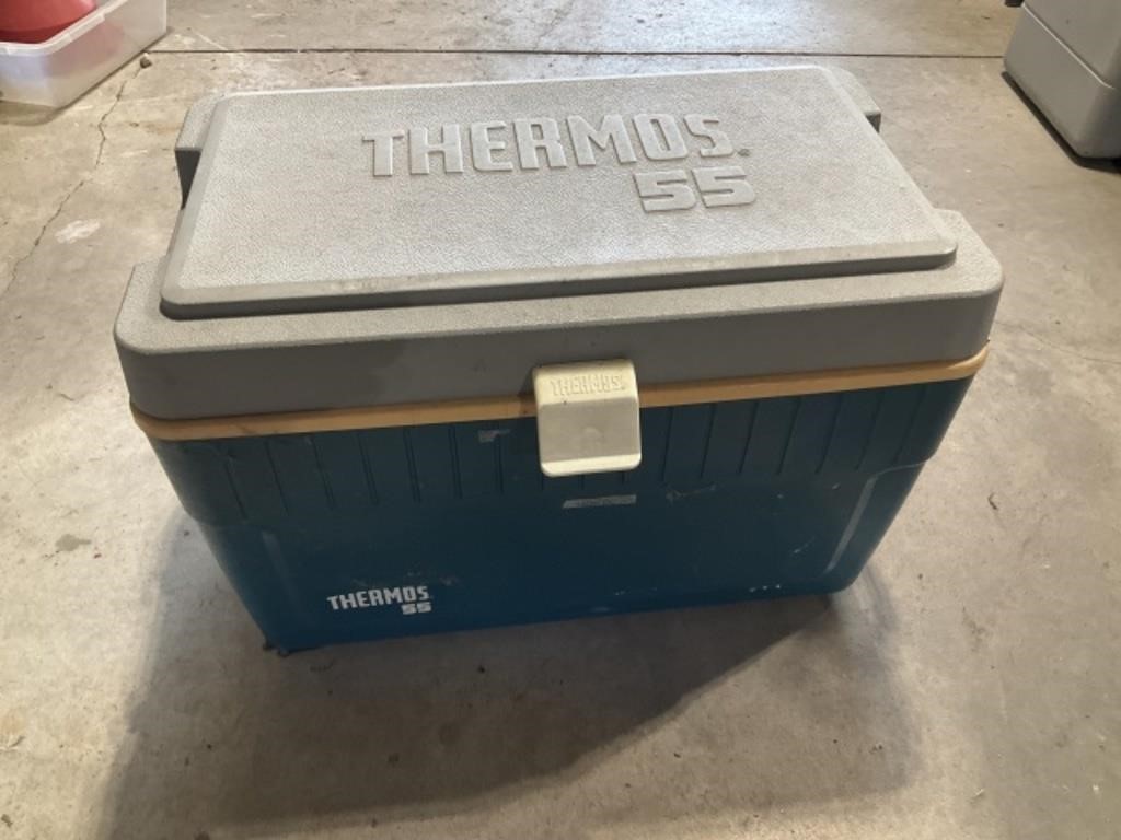 Thermos 55 Cooler