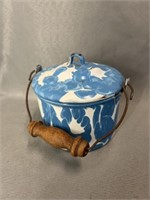 Blue Agate Swirl Berry Pail