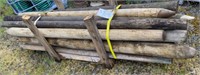 Wood posts,20 pcs, 7 ft long