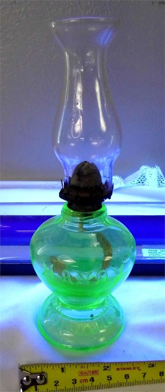 Handy Vtg Mini Vaseline Glass Oil Lamp