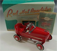 HALLMARK KIDDIE CAR CLASSICS 1940 ROADSTER DIECAST