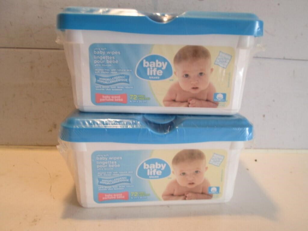 LOT 2  BOX OF BABY WIPES