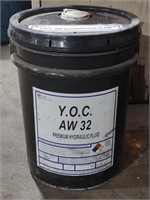 YOC AW 32 Hydraulic Fluid, 5 lb Bucket