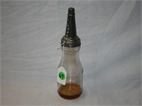 Glass oil bottle with spout