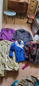 Group of women's jackets size undetermined
