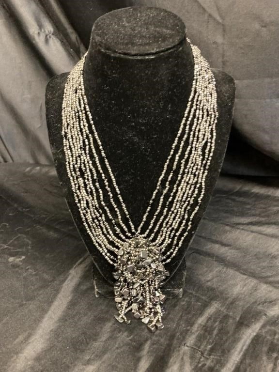 ROARING 20's STYLE NECKLACE