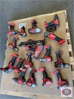 Milwaukee tools heavy used or for parts 16 pcs