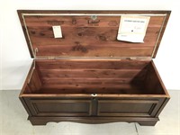 Vintage Lane cedar chest with key