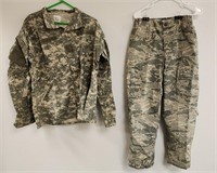 US Air Force uniform. shirt sz large long and