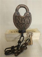 N&W railroad brass padlock w/correct key