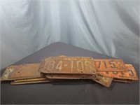 (35) Rusty License Plates - Very Vintage